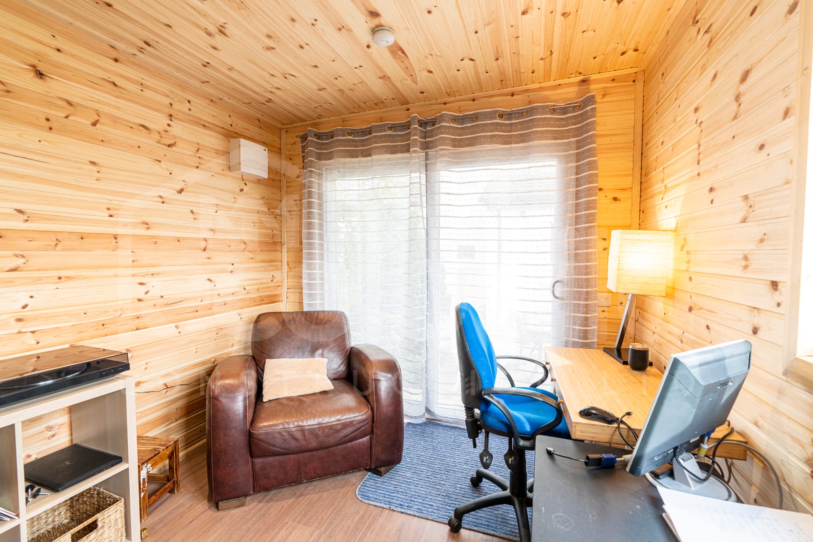 Vertical Bespoke Garden Office – Leixlip